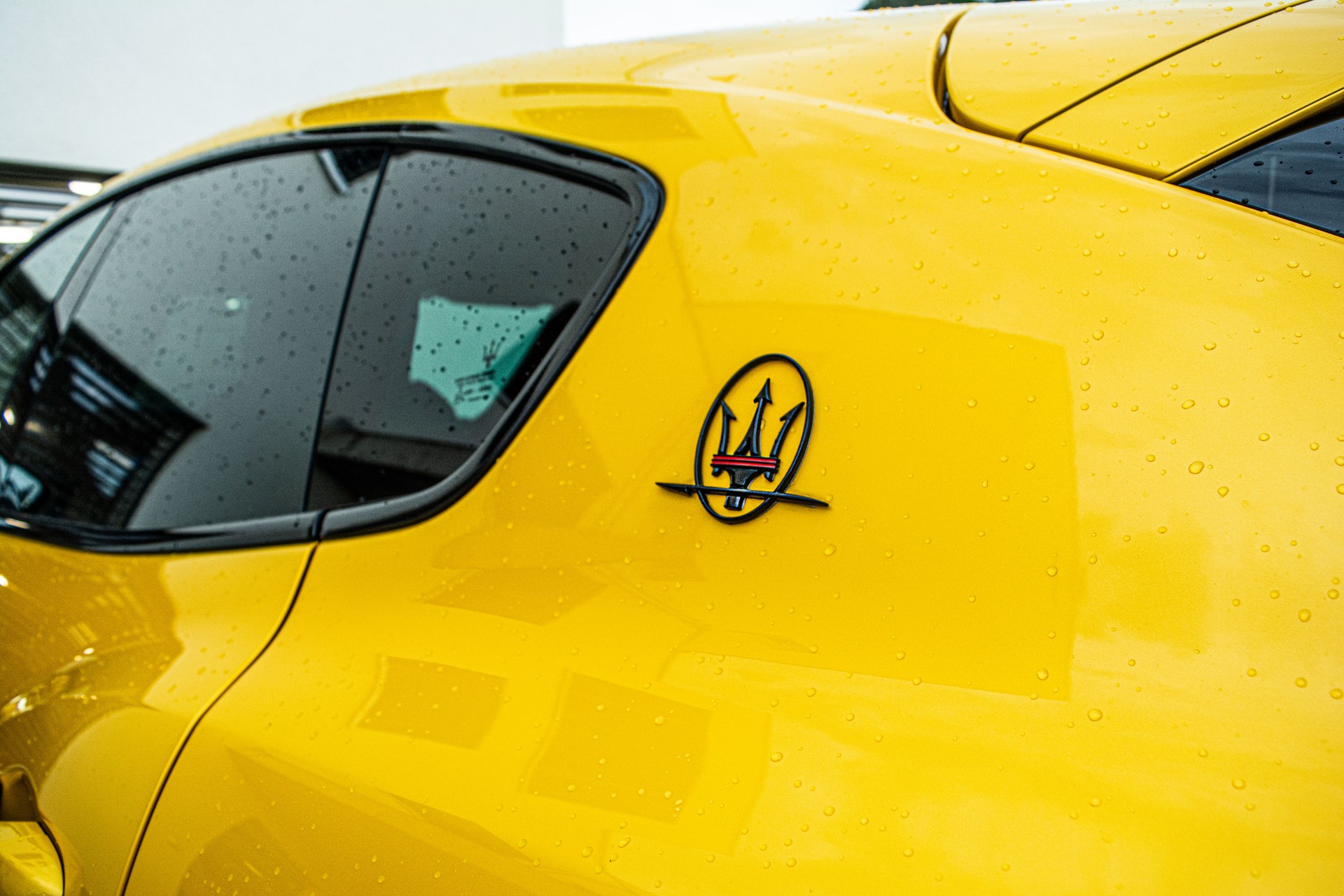MASERATI Levante 3.8 V8 Trofeo Q4 Launch Edition "1 of 100" - 25
