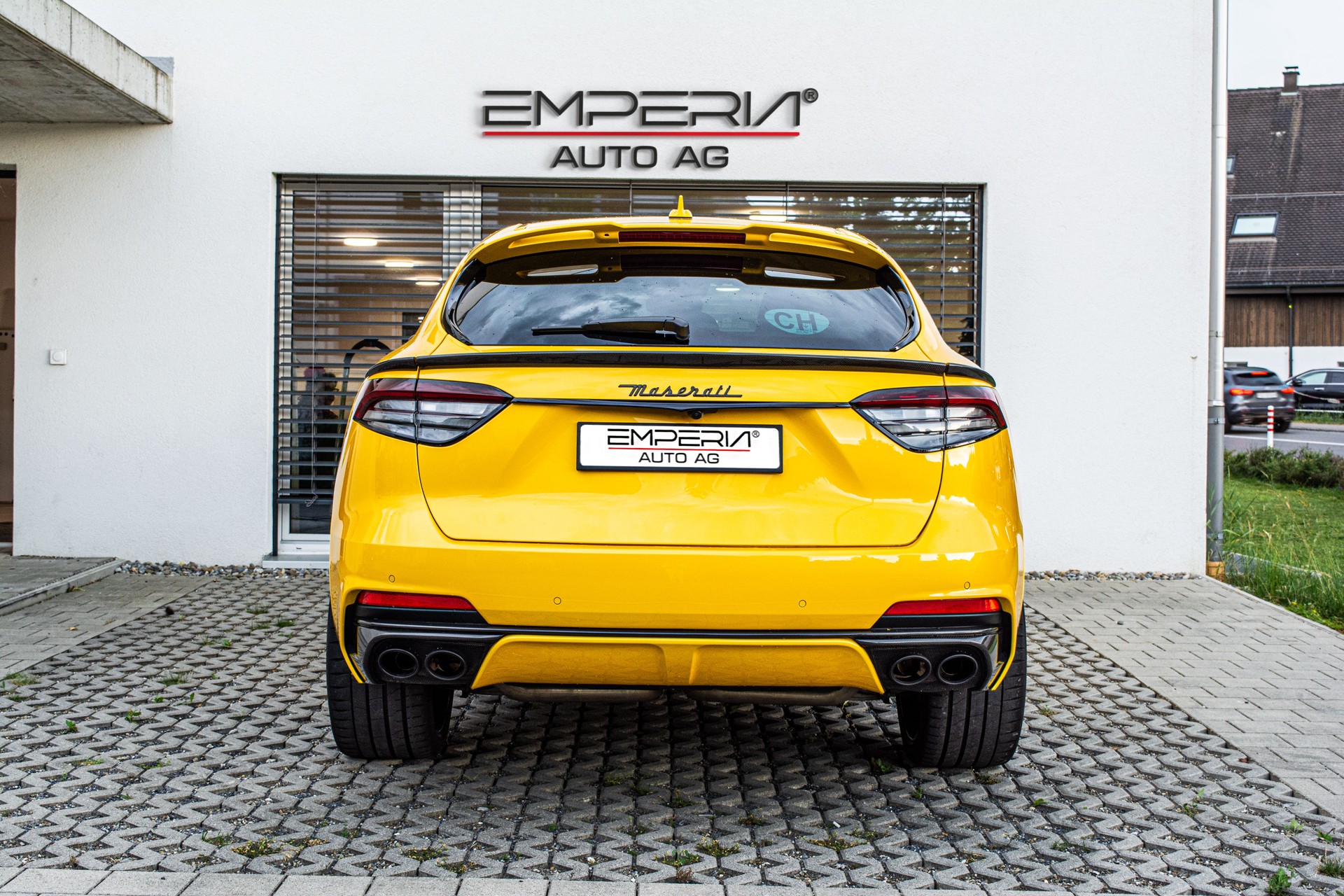 MASERATI Levante 3.8 V8 Trofeo Q4 Launch Edition "1 of 100" - 5