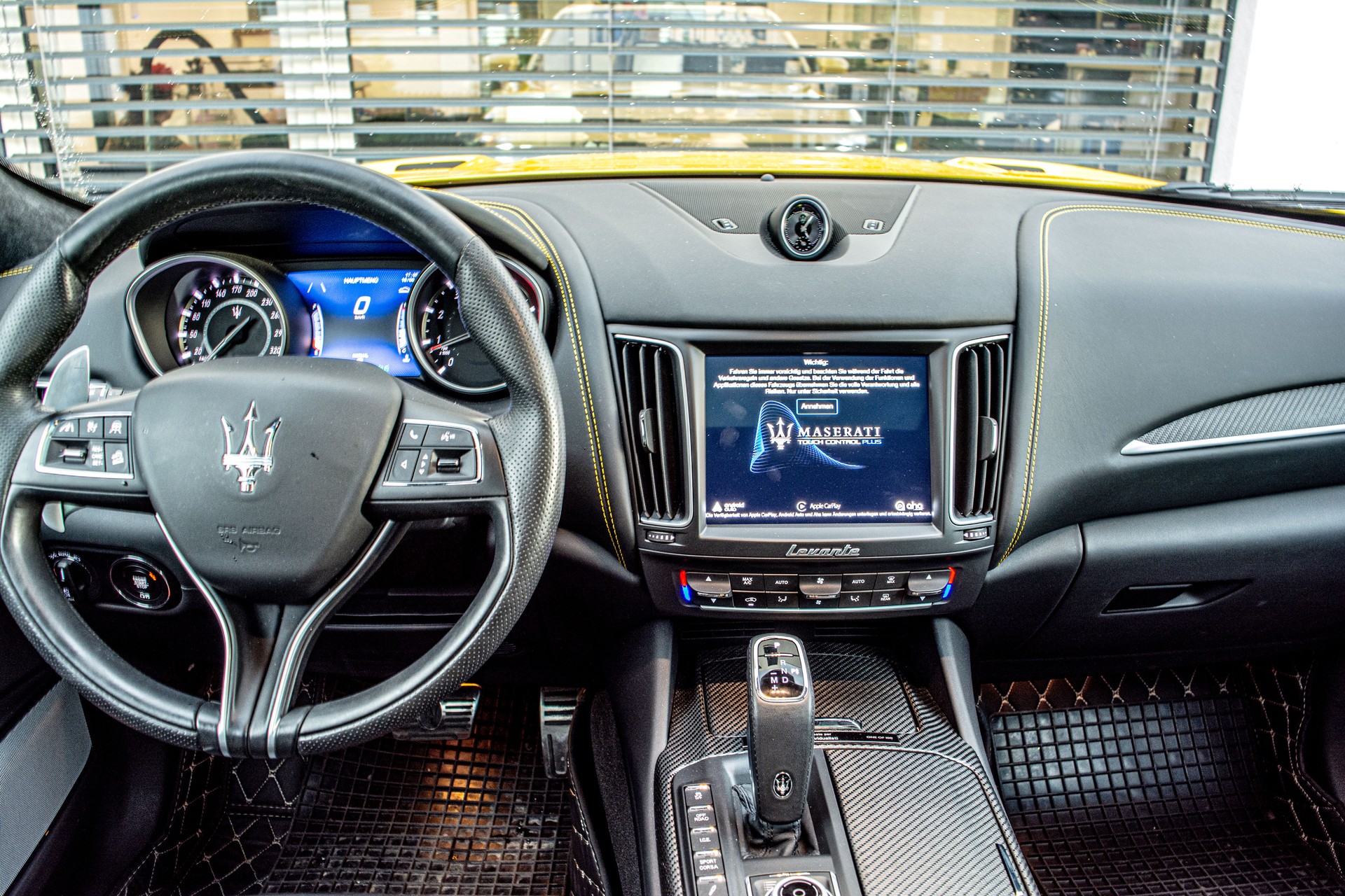 MASERATI Levante 3.8 V8 Trofeo Q4 Launch Edition "1 of 100" - 21