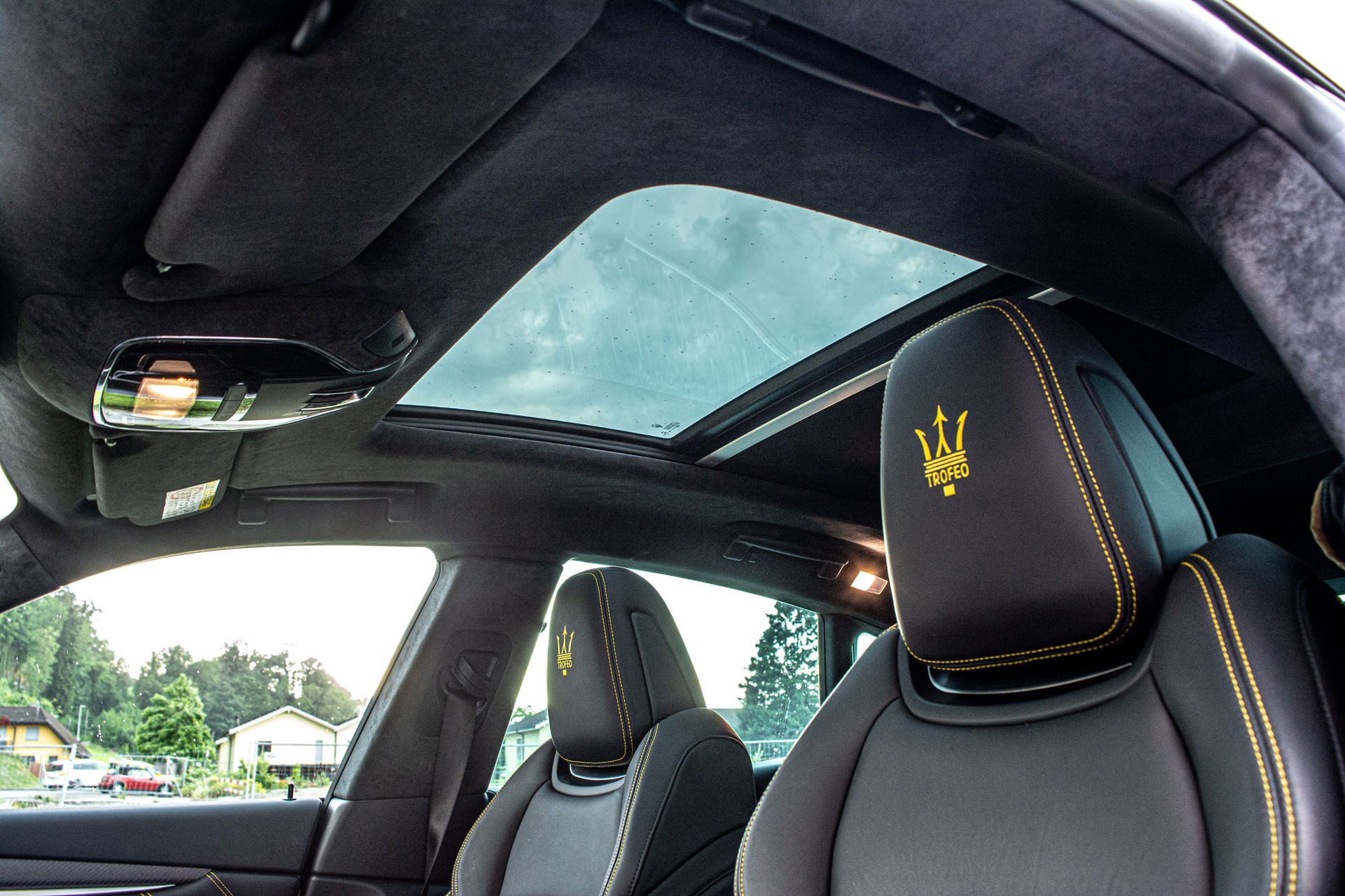 MASERATI Levante 3.8 V8 Trofeo Q4 Launch Edition "1 of 100" - 17