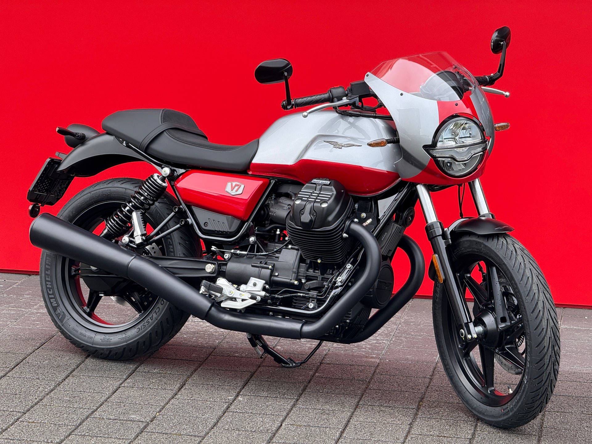 MOTO GUZZI V7 IV 850 Stone Corsa - 2