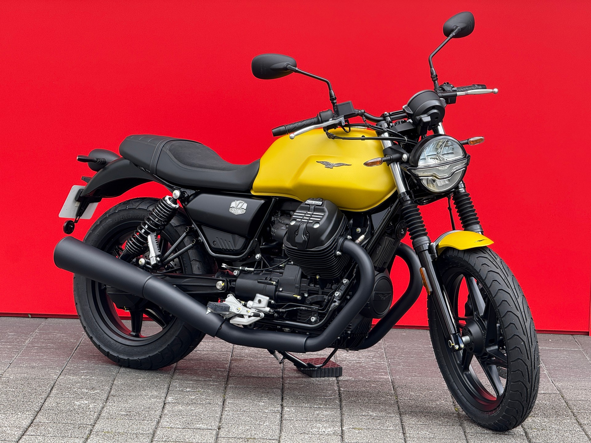 MOTO GUZZI V7 IV 850 Stone - 3