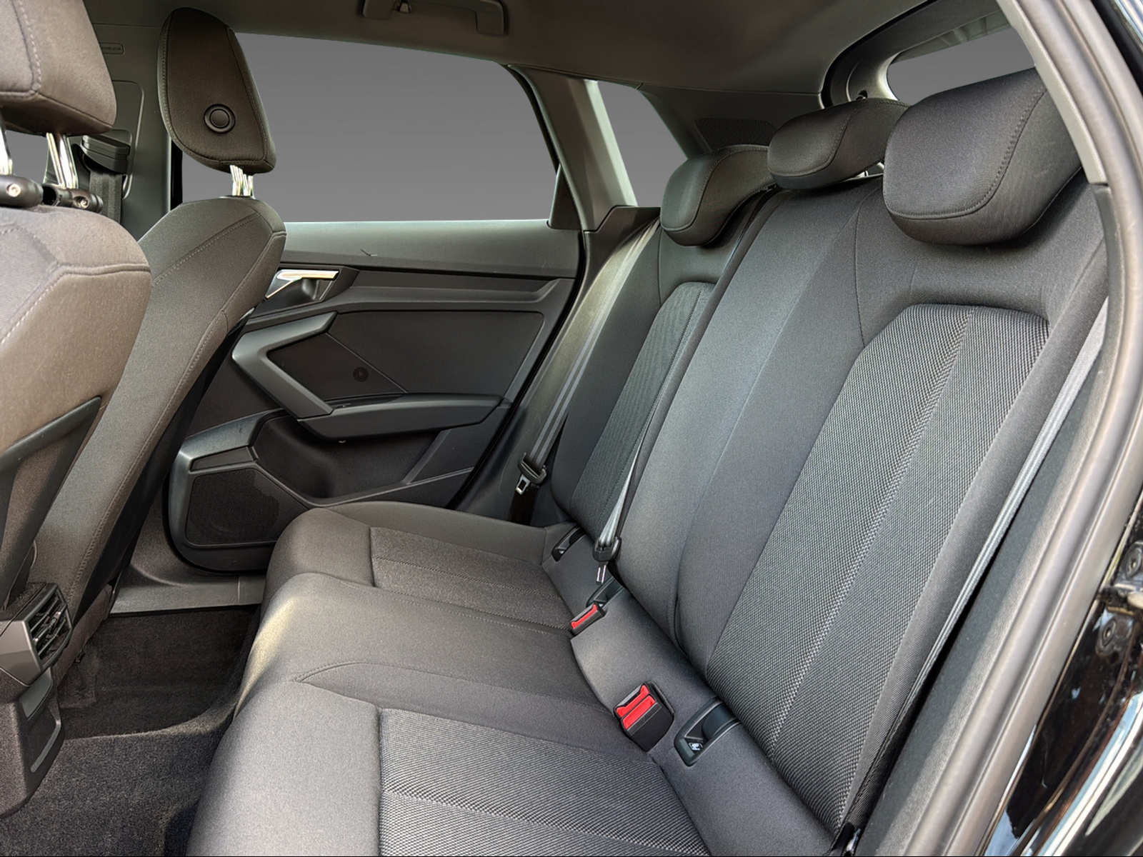 AUDI A3 Sportback 35 TFSI Attraction S-tronic - 7