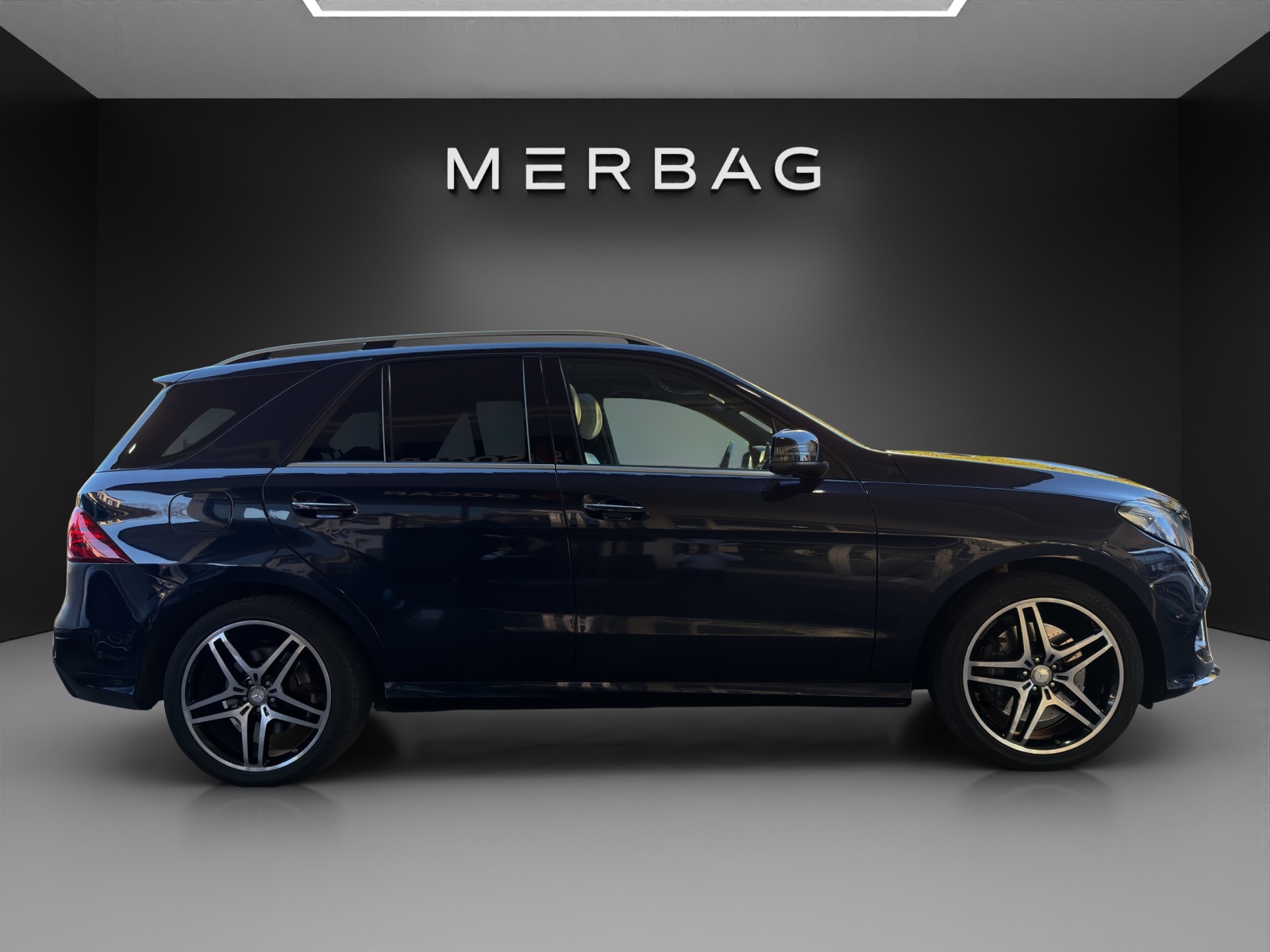 MERCEDES-BENZ GLE 500 Executive 4Matic 9G-Tronic - 2