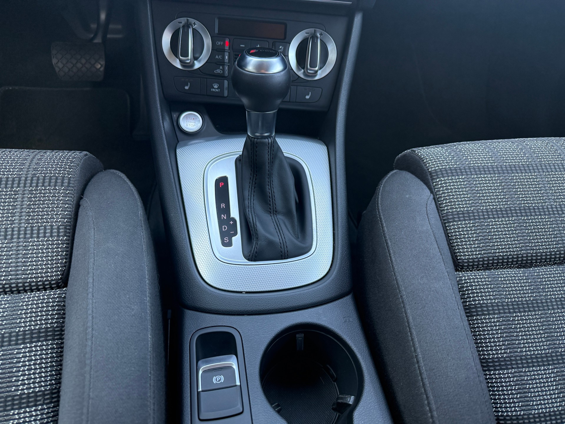 AUDI Q3 1.4 TFSI S-tronic - 14