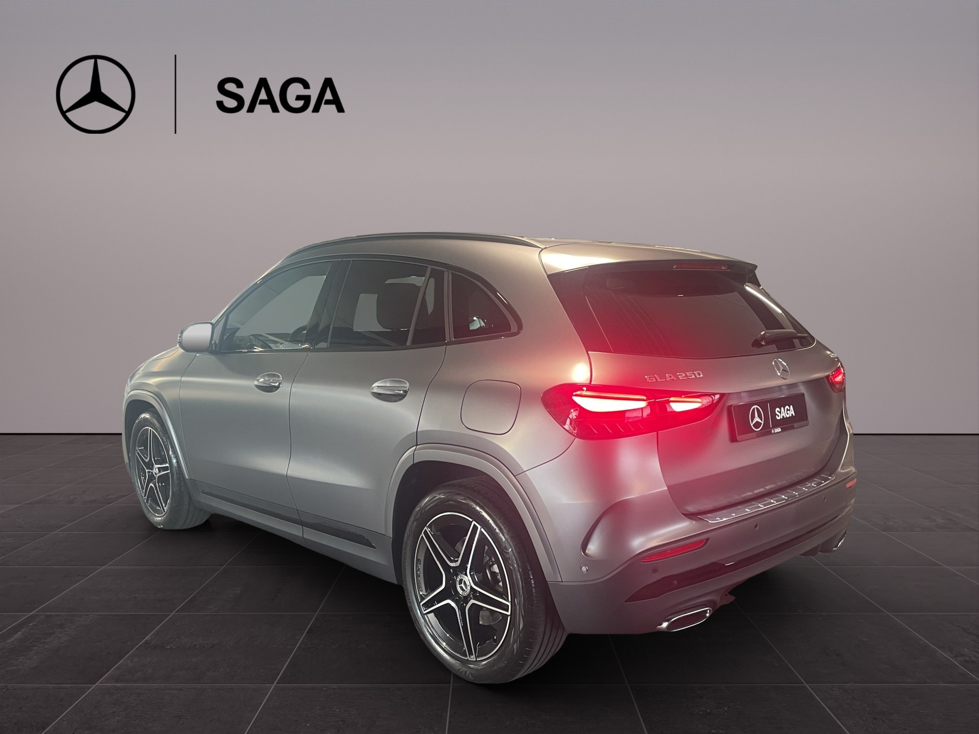 MERCEDES-BENZ GLA 250 4Matic 8G-DCT Swiss Star - 4