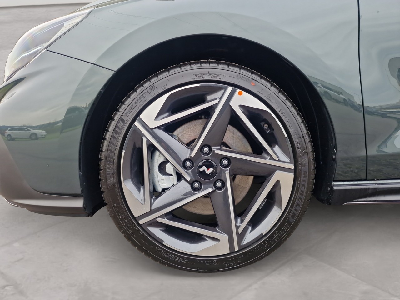 hyundai Gallery 9