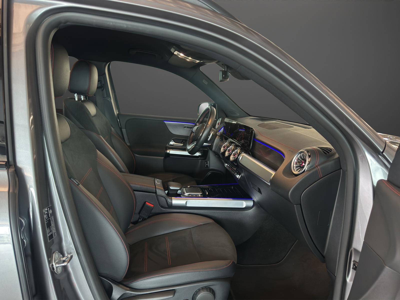 MERCEDES-BENZ EQB 350 AMG Line 4Matic - 11