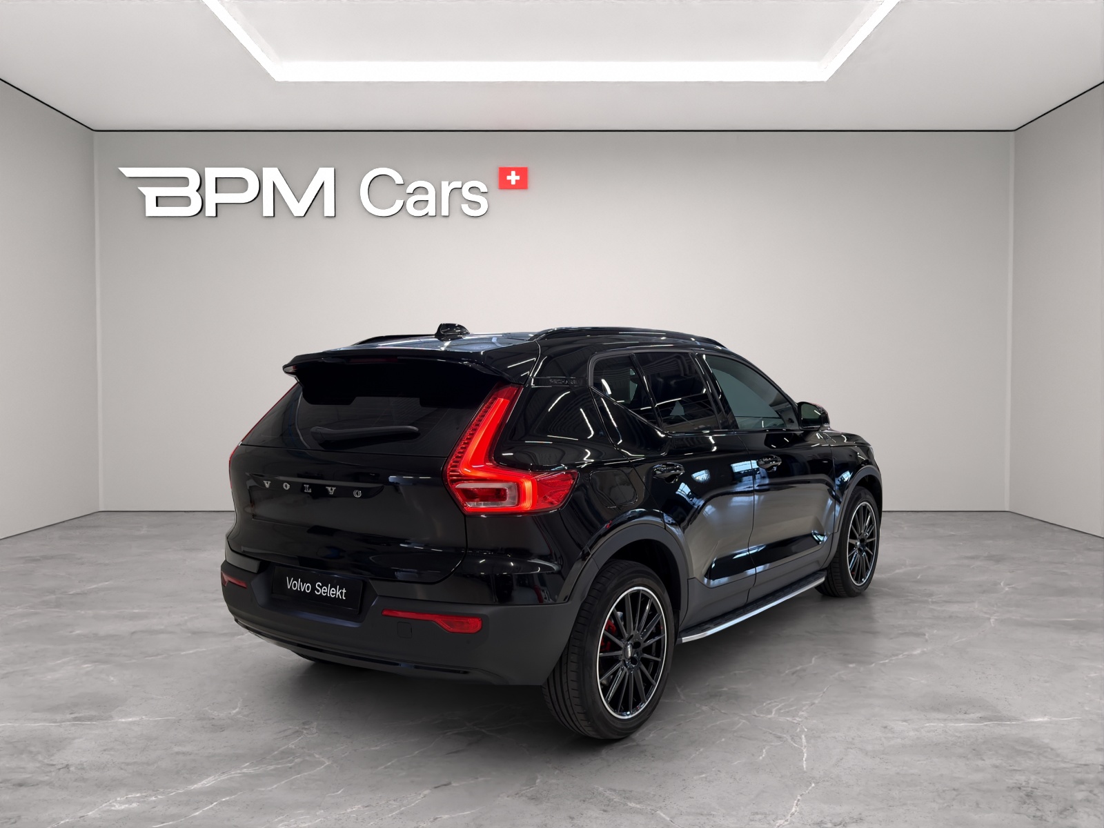 VOLVO XC40 1.5 T4 PiH R-Design - 4
