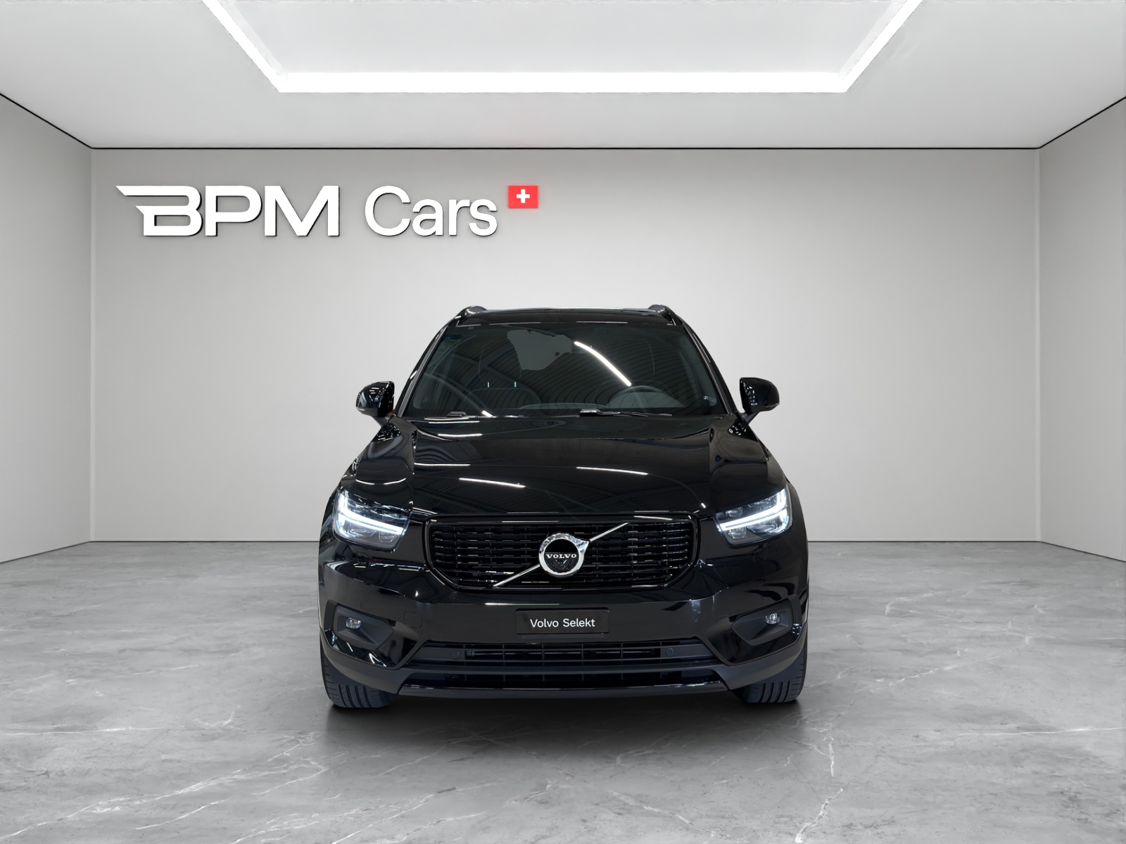 VOLVO XC40 1.5 T4 PiH R-Design - 2