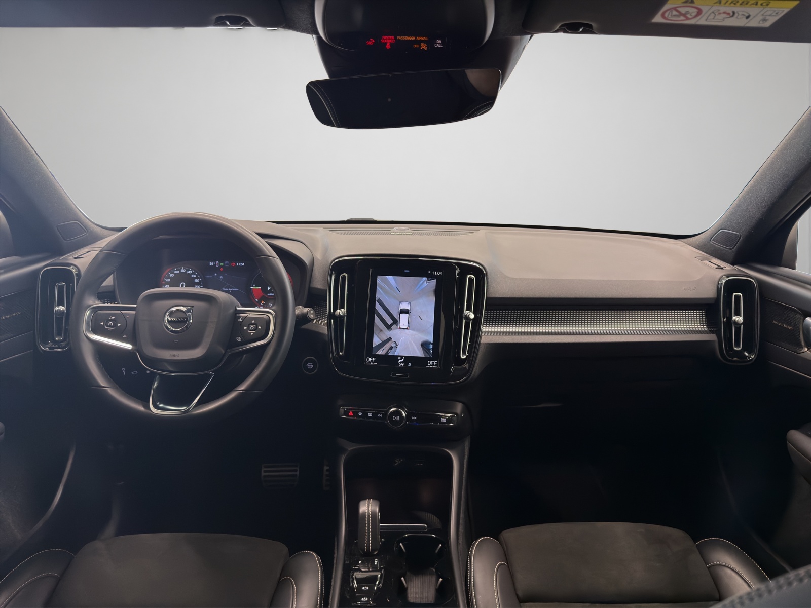 VOLVO XC40 1.5 T4 PiH R-Design - 13