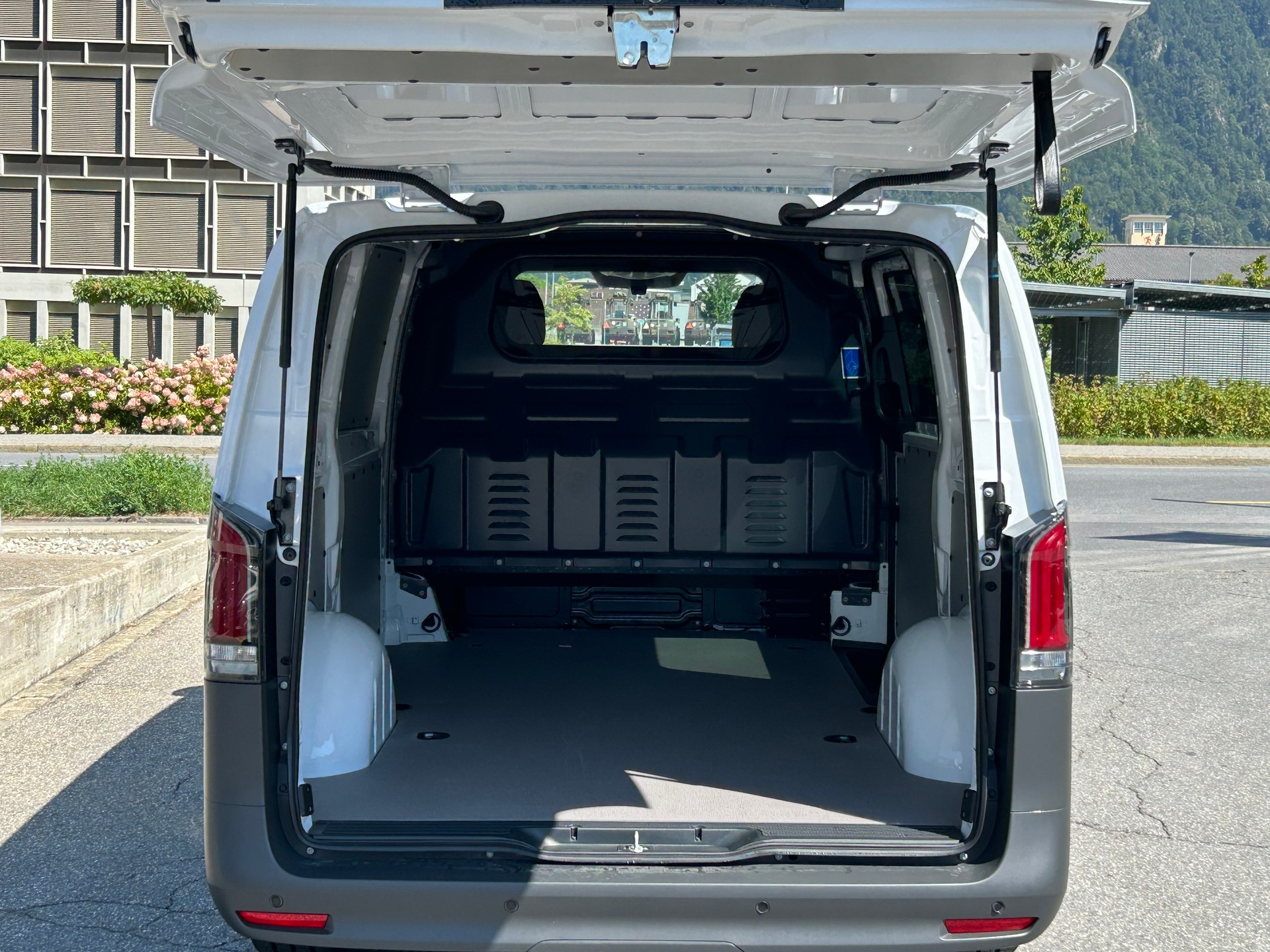 MERCEDES-BENZ eVito 129 KA Lang WORKER - 7