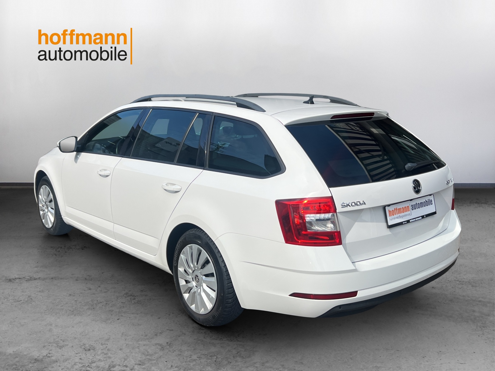 SKODA Octavia Combi 1.6 TDI Ambition DSG - 6