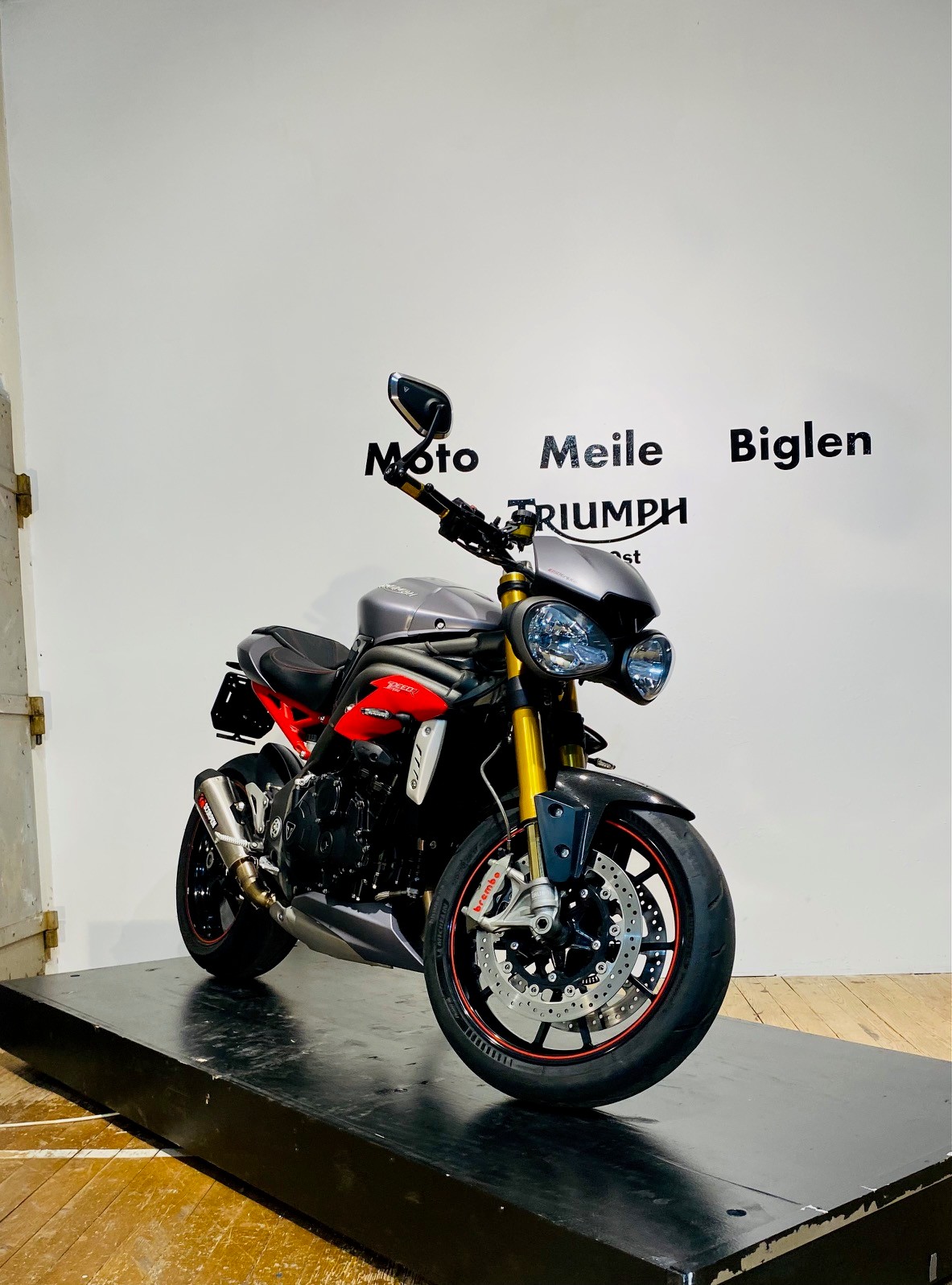 TRIUMPH Speed Triple R 1050 ABS - 1