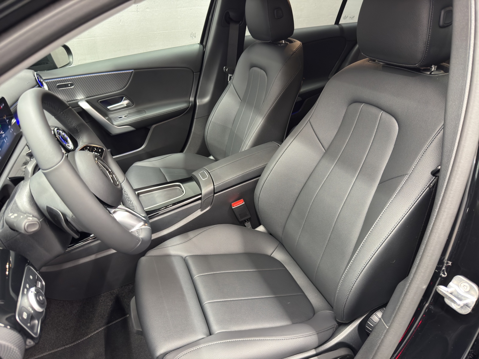 MERCEDES-BENZ A 200 Night Star - 14