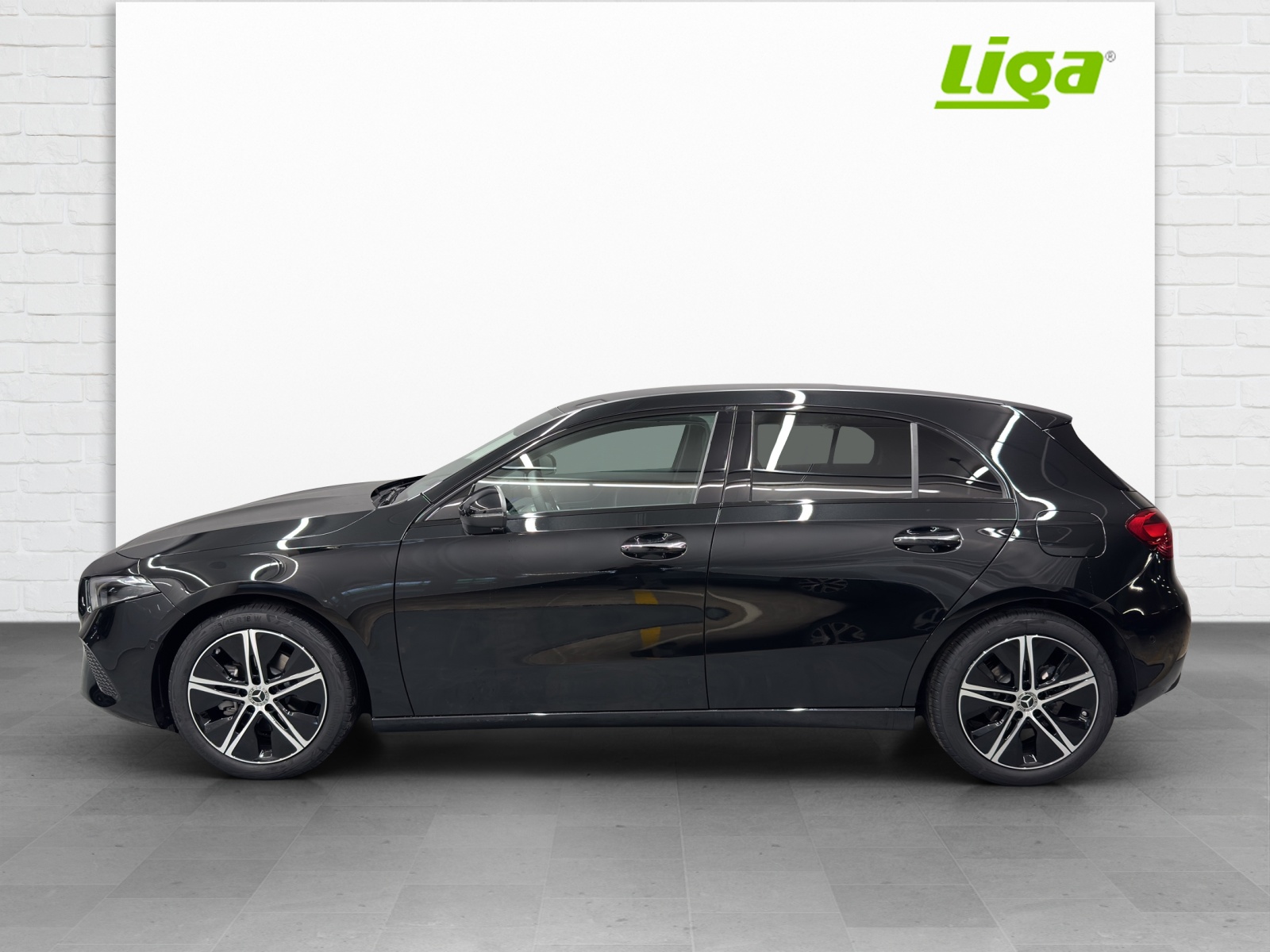 MERCEDES-BENZ A 200 Night Star