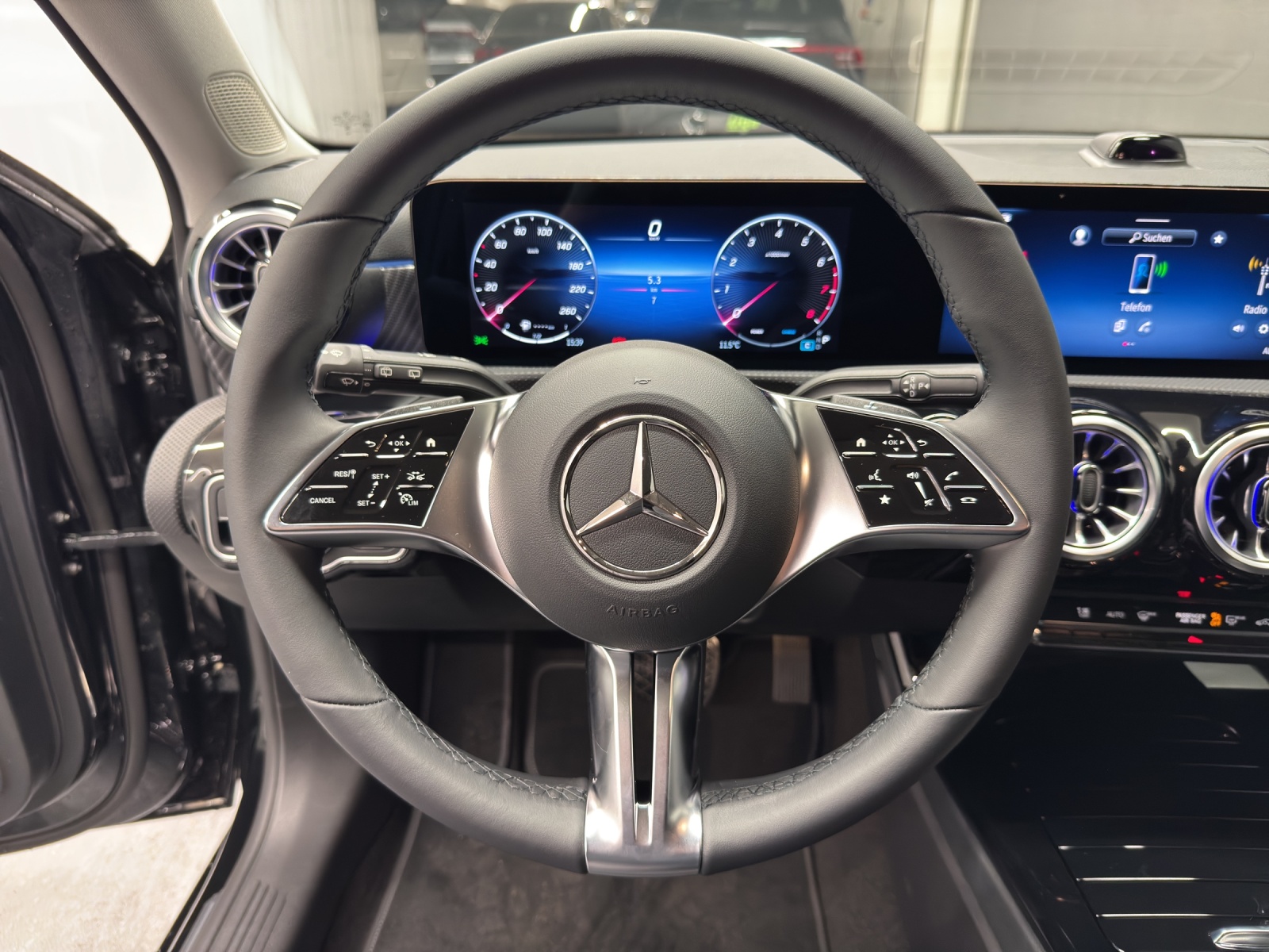 MERCEDES-BENZ A 200 Night Star - 15