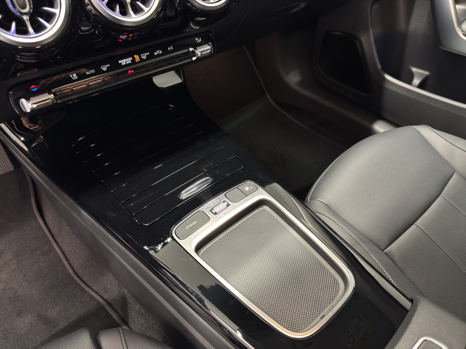 MERCEDES-BENZ A 200 Night Star - 16