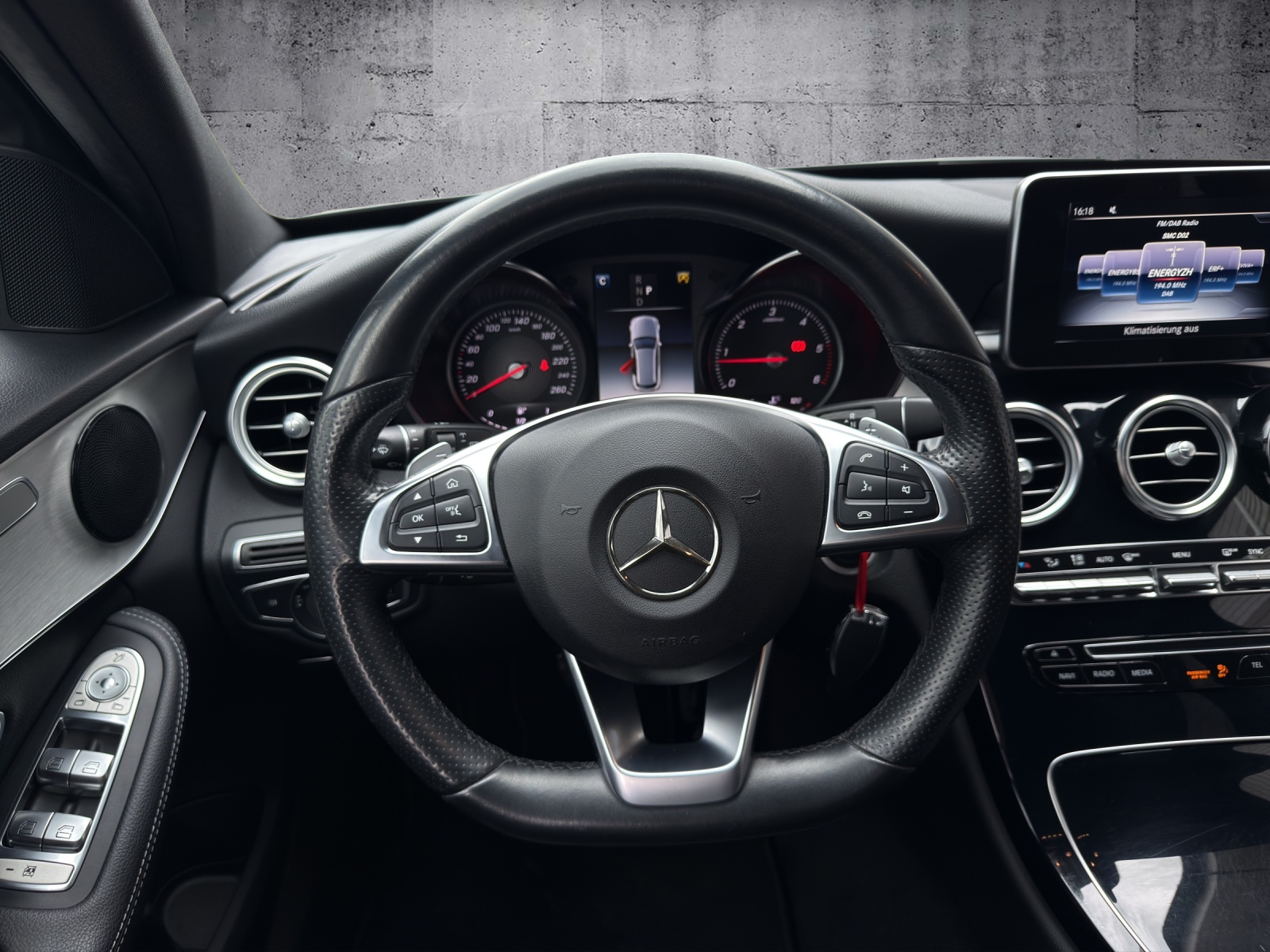 MERCEDES-BENZ C 250 d Swiss Star AMG Line 4Matic 9G-Tronic *CH-Fahrzeug* - 8