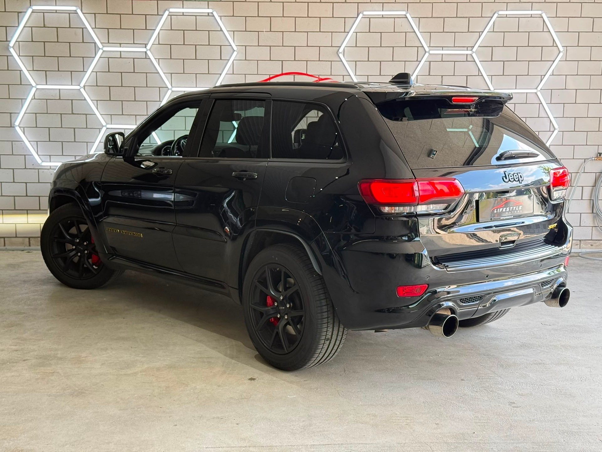 JEEP Grand Cherokee 6.4 V8 HEMI SRT8 Automatic - 3