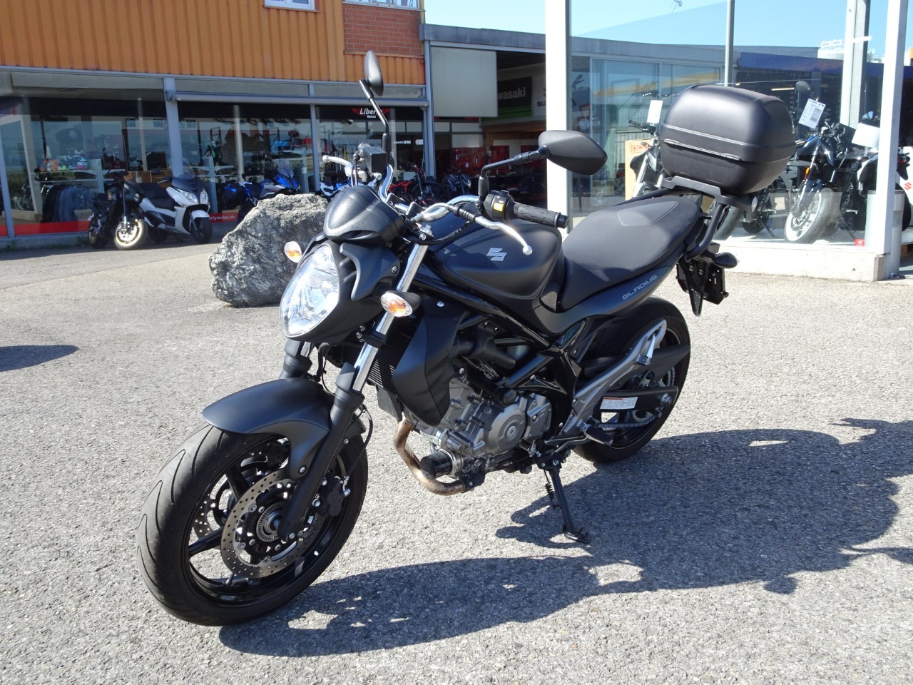 SUZUKI SFV 650 Gladius ABS - 4