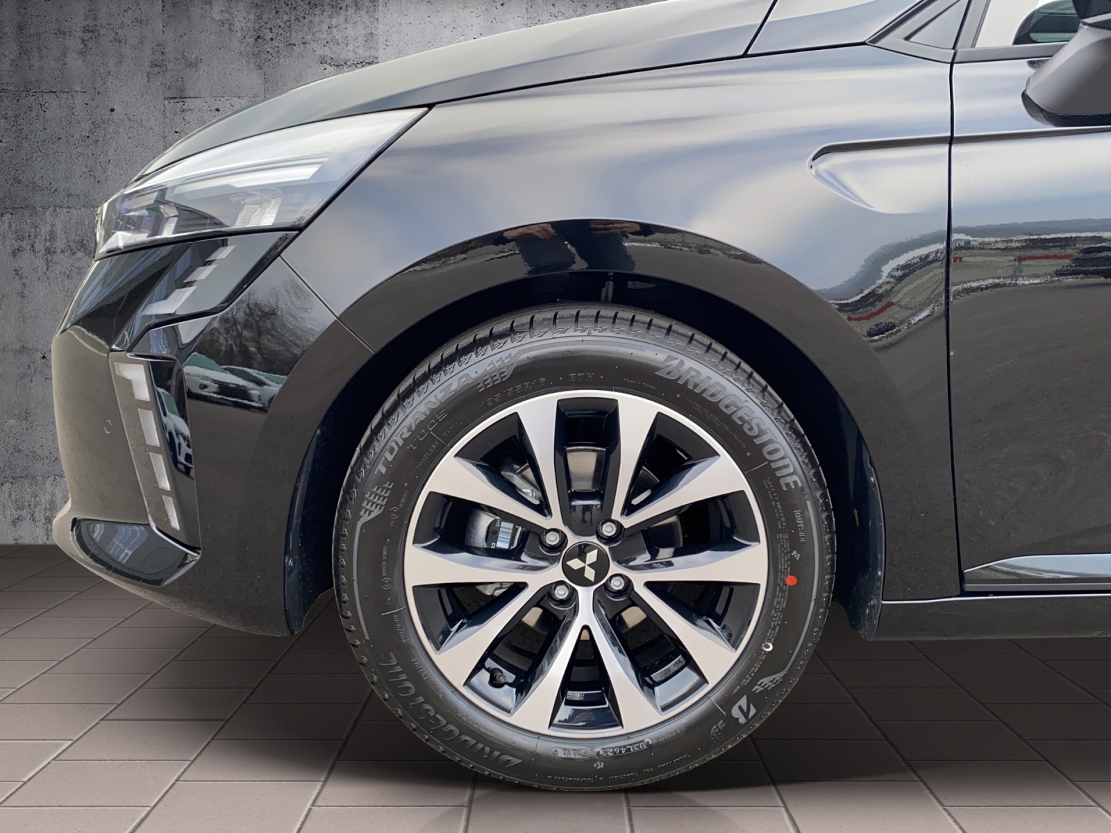 MITSUBISHI Colt 1.0 Invite+-8