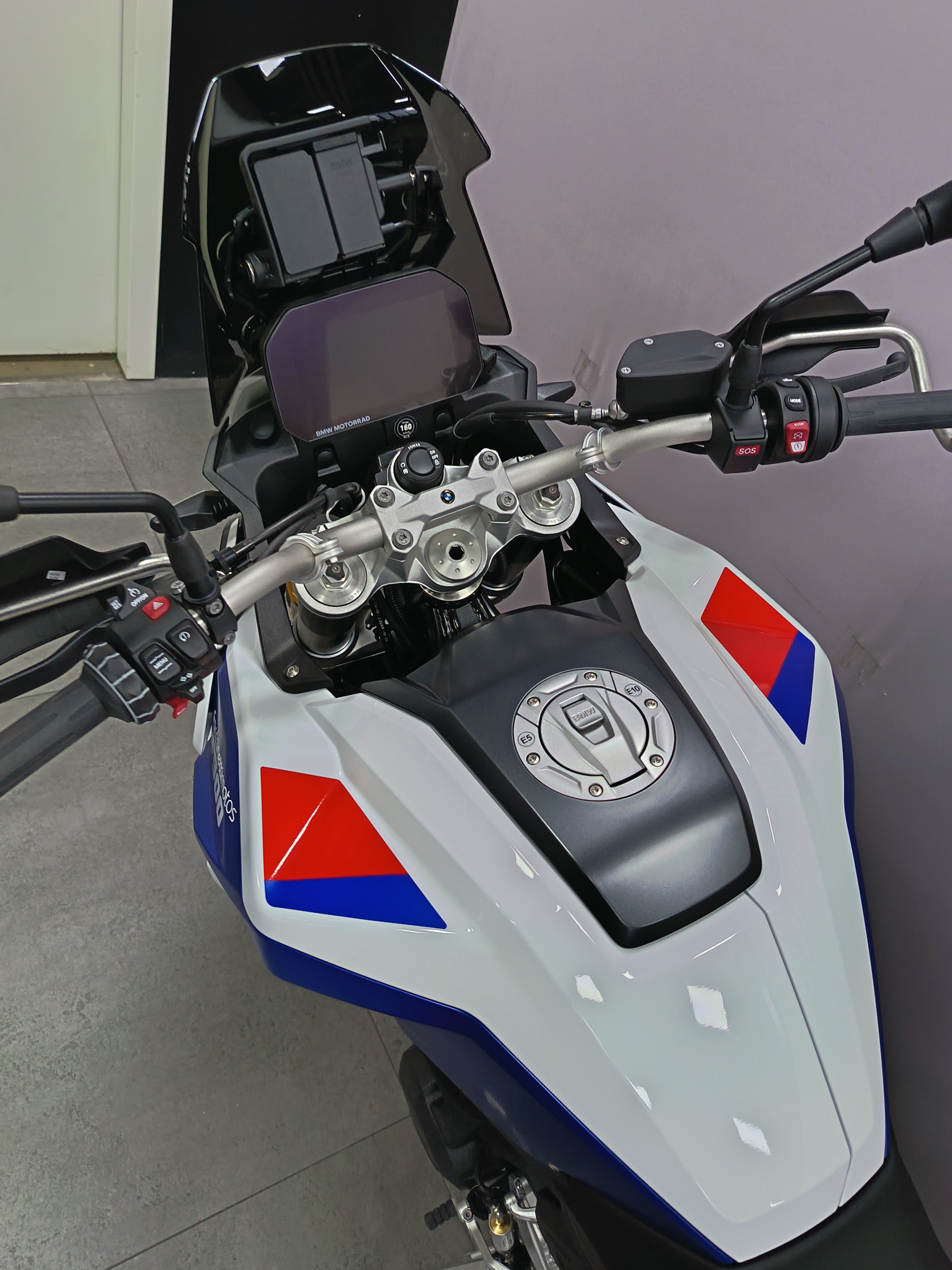 BMW F 900 GS Trophy *** Leasing 3.9% *** - 5