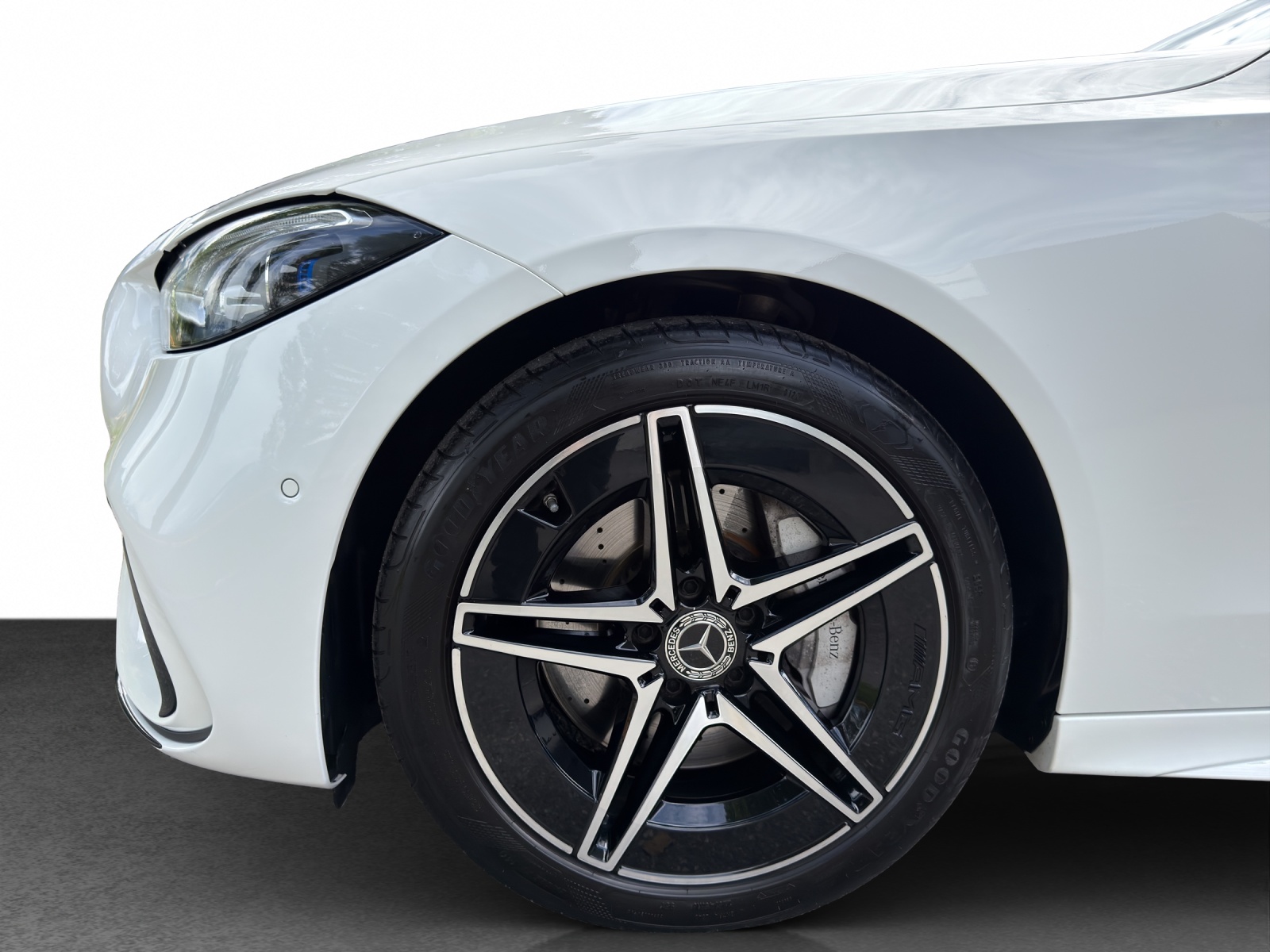 MERCEDES-BENZ C 220 d T 4M AMG Line - 22