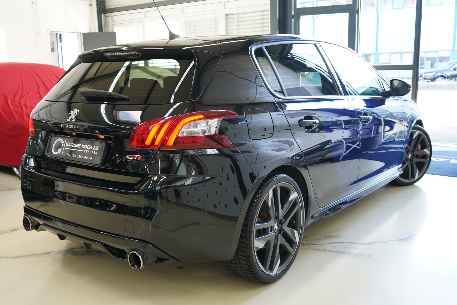 PEUGEOT 308 1.6 GTi - 5