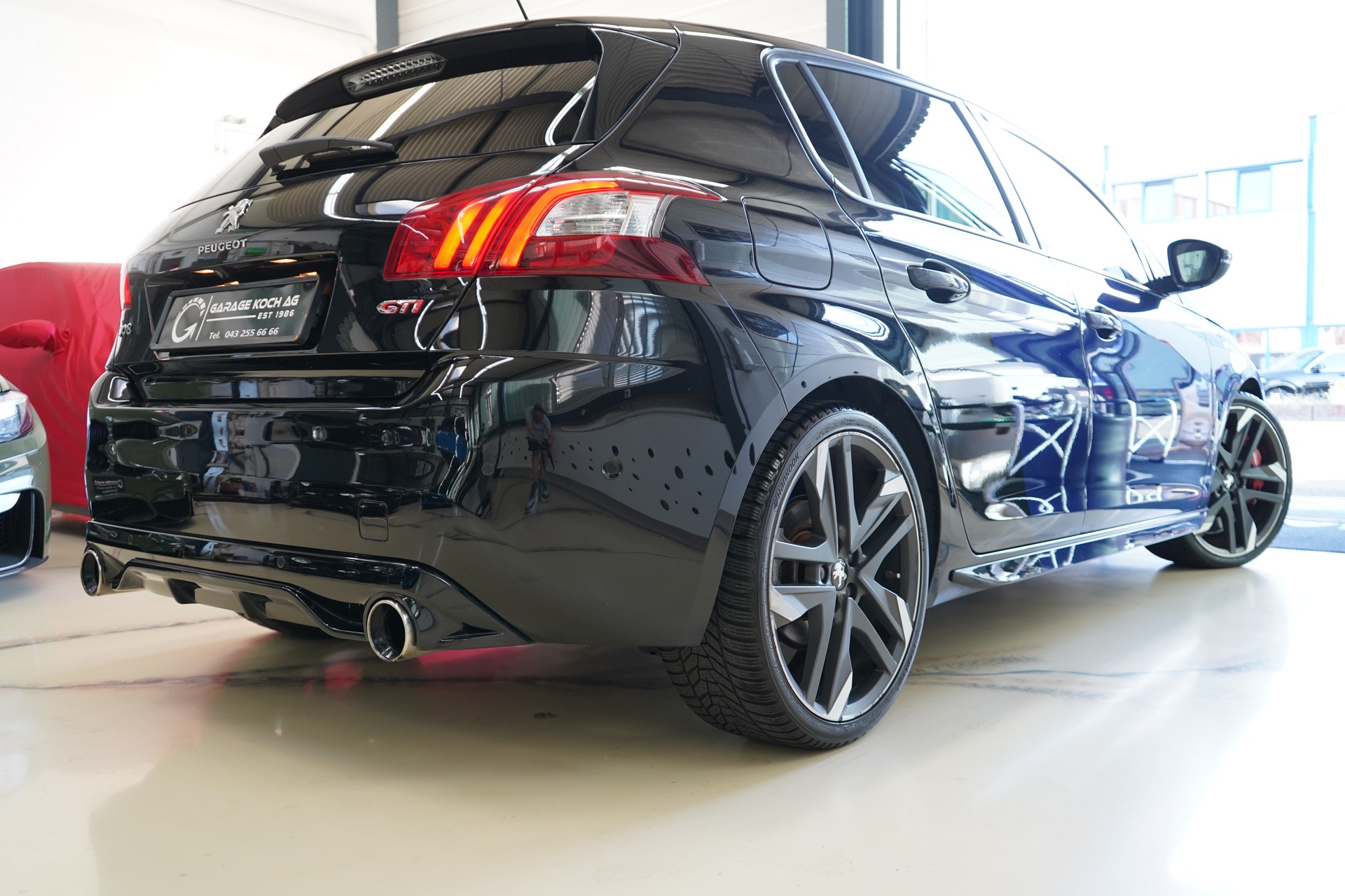 PEUGEOT 308 1.6 GTi - 6