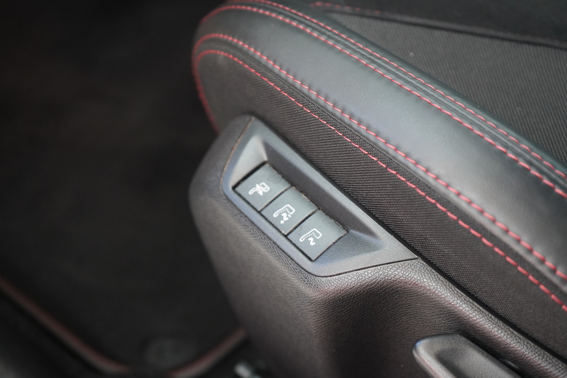 PEUGEOT 308 1.6 GTi - 20