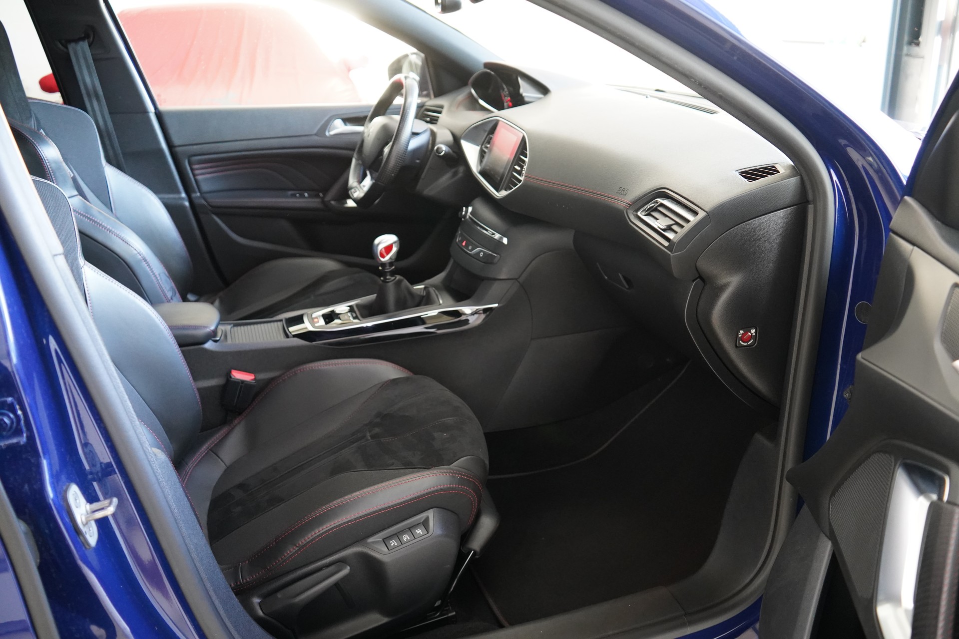 PEUGEOT 308 1.6 GTi - 17