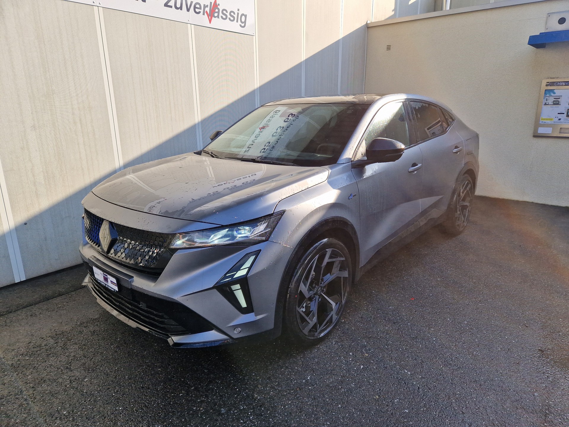 RENAULT Rafale 1.2 E-Tech Plug-in Hybrid 300 4x4 Atelier Alpine - 2