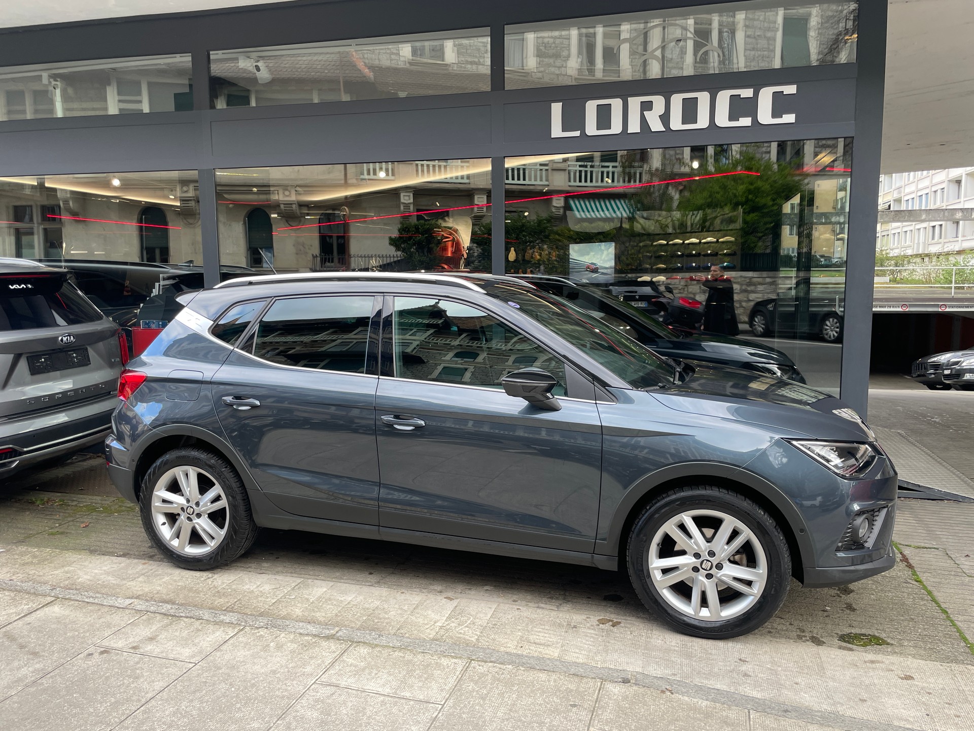 SEAT Arona 1.0TSI FR - 2