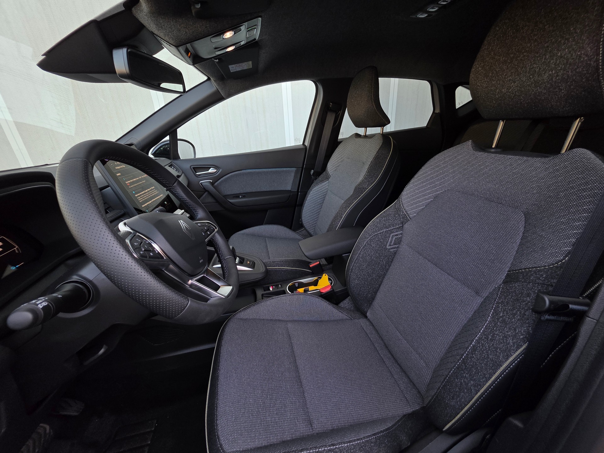 RENAULT Captur 1.8 E-Tech 160 Techno DHT - 6