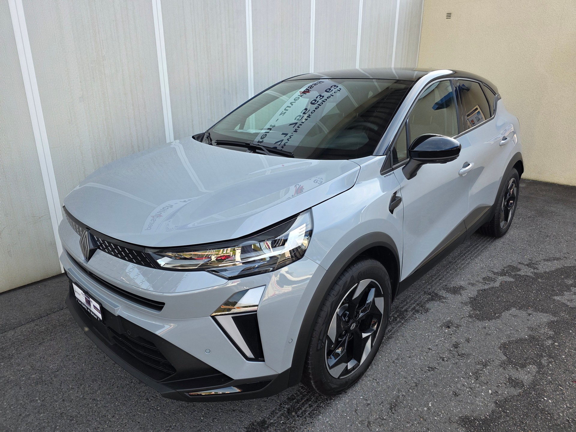 RENAULT Captur 1.8 E-Tech 160 Techno DHT - 2