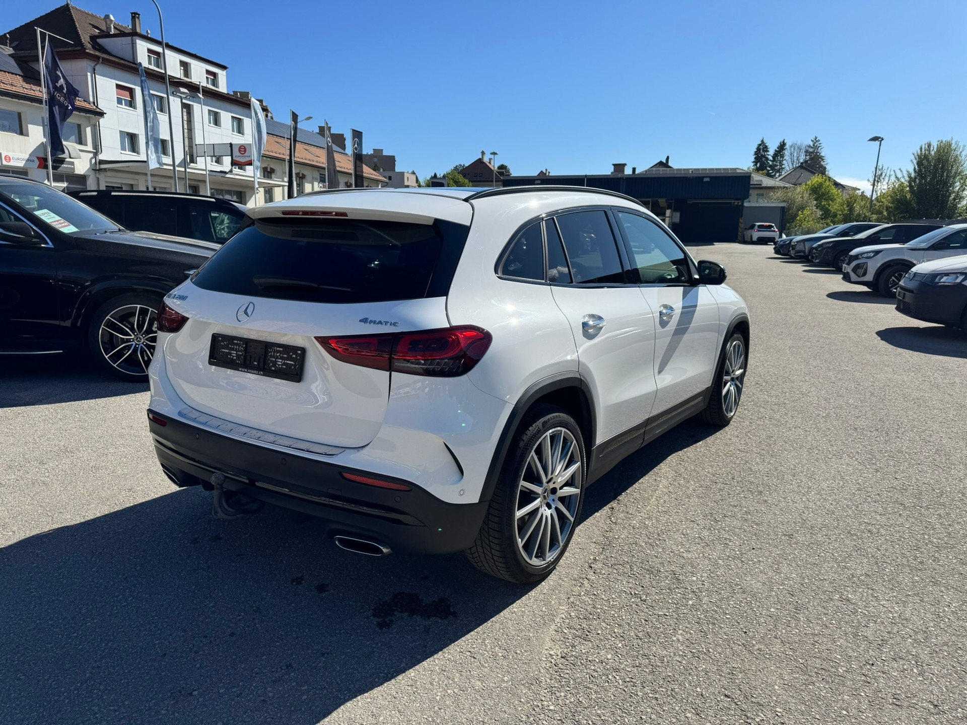 MERCEDES-BENZ GLA 200 4Matic AMG Line 8G-DCT - 4