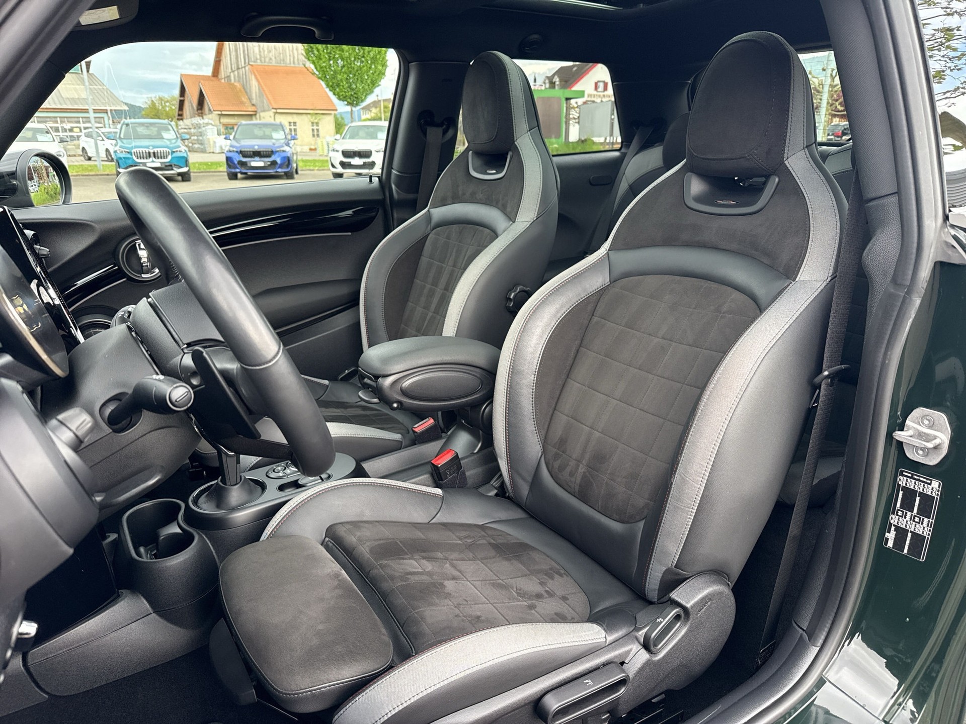 MINI Cooper John Cooper Works Steptronic - 10