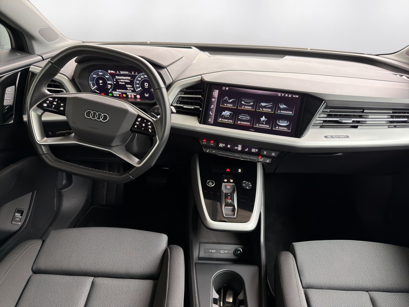 AUDI Q4 e-tron 40 - 7