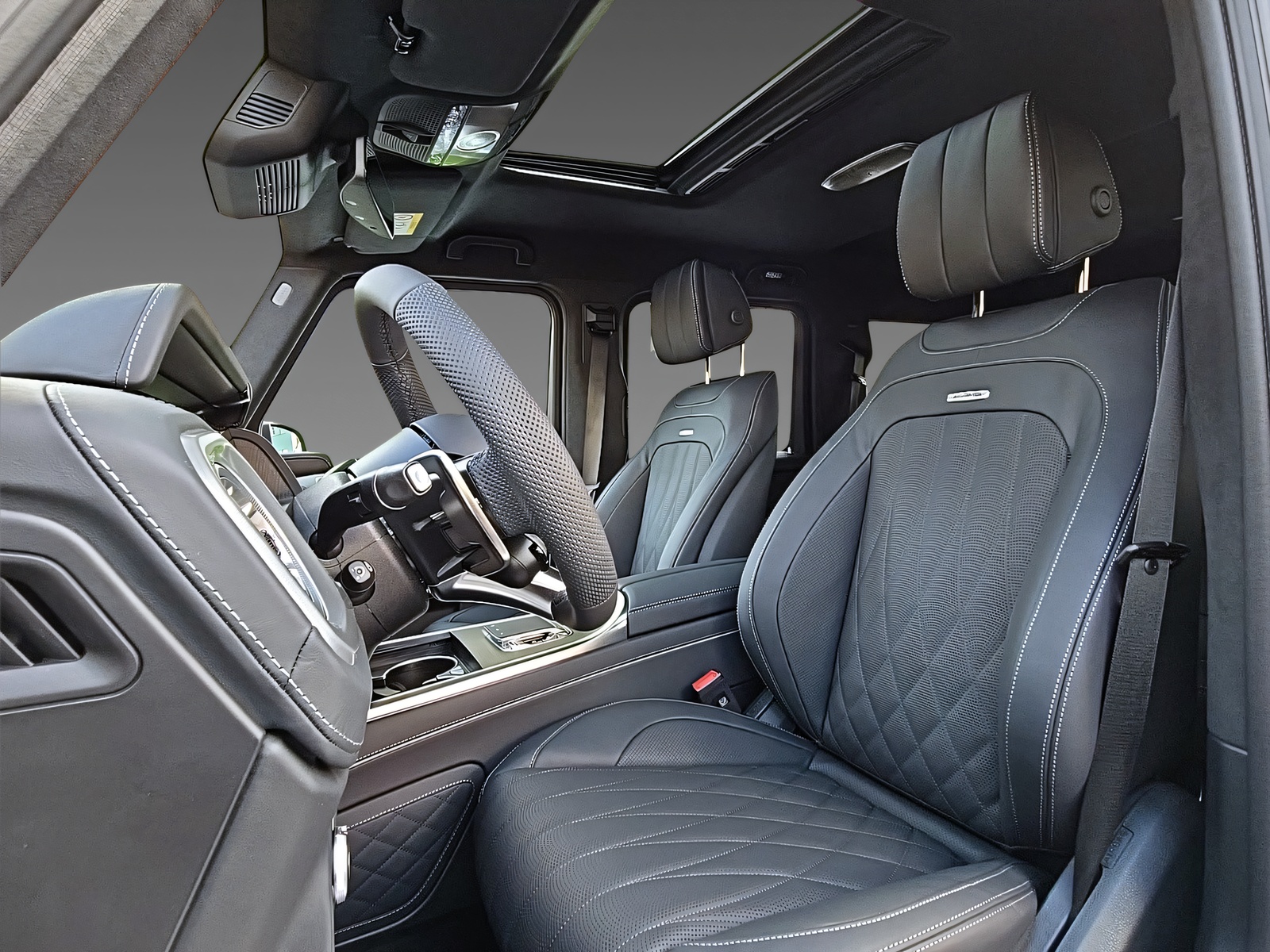 MERCEDES-BENZ G 63 AMG - 12