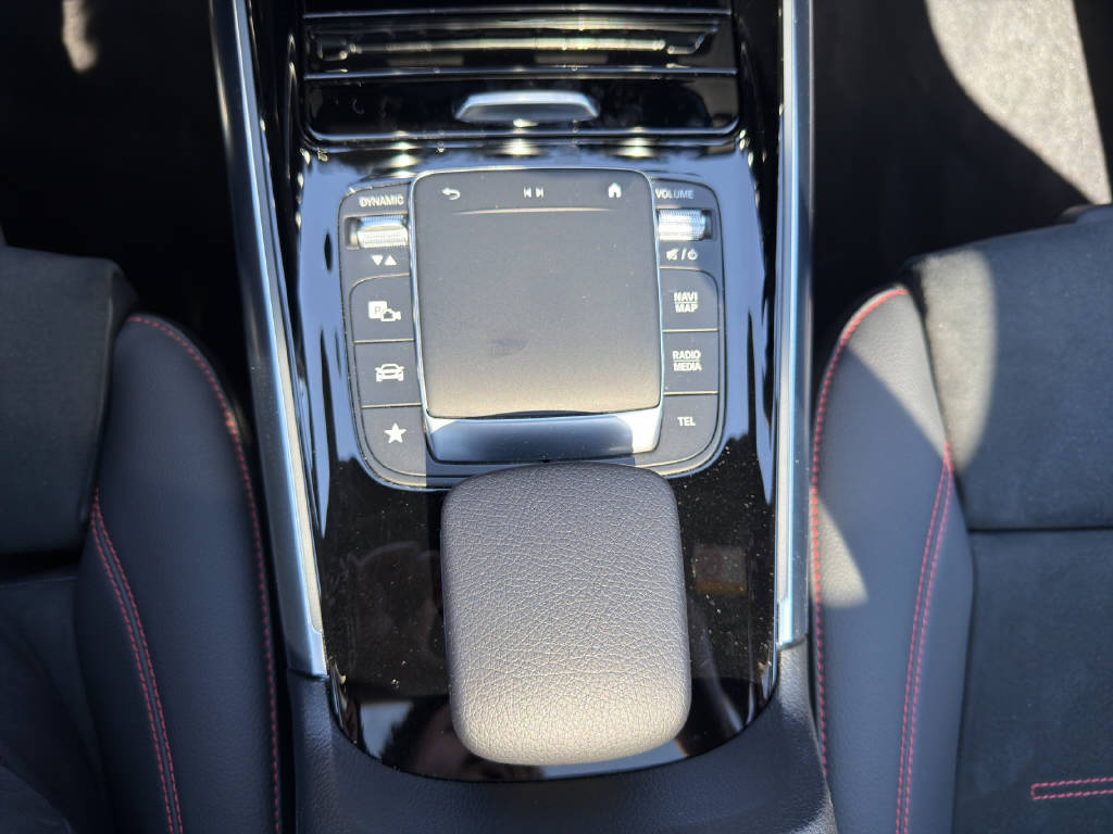 MERCEDES-BENZ B 250 AMG Line 4matic - 12