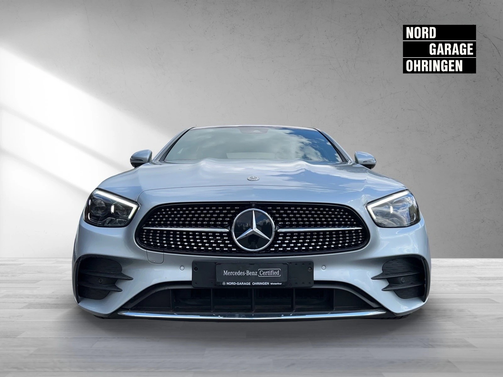 MERCEDES-BENZ E 220 d AMG Line - 2