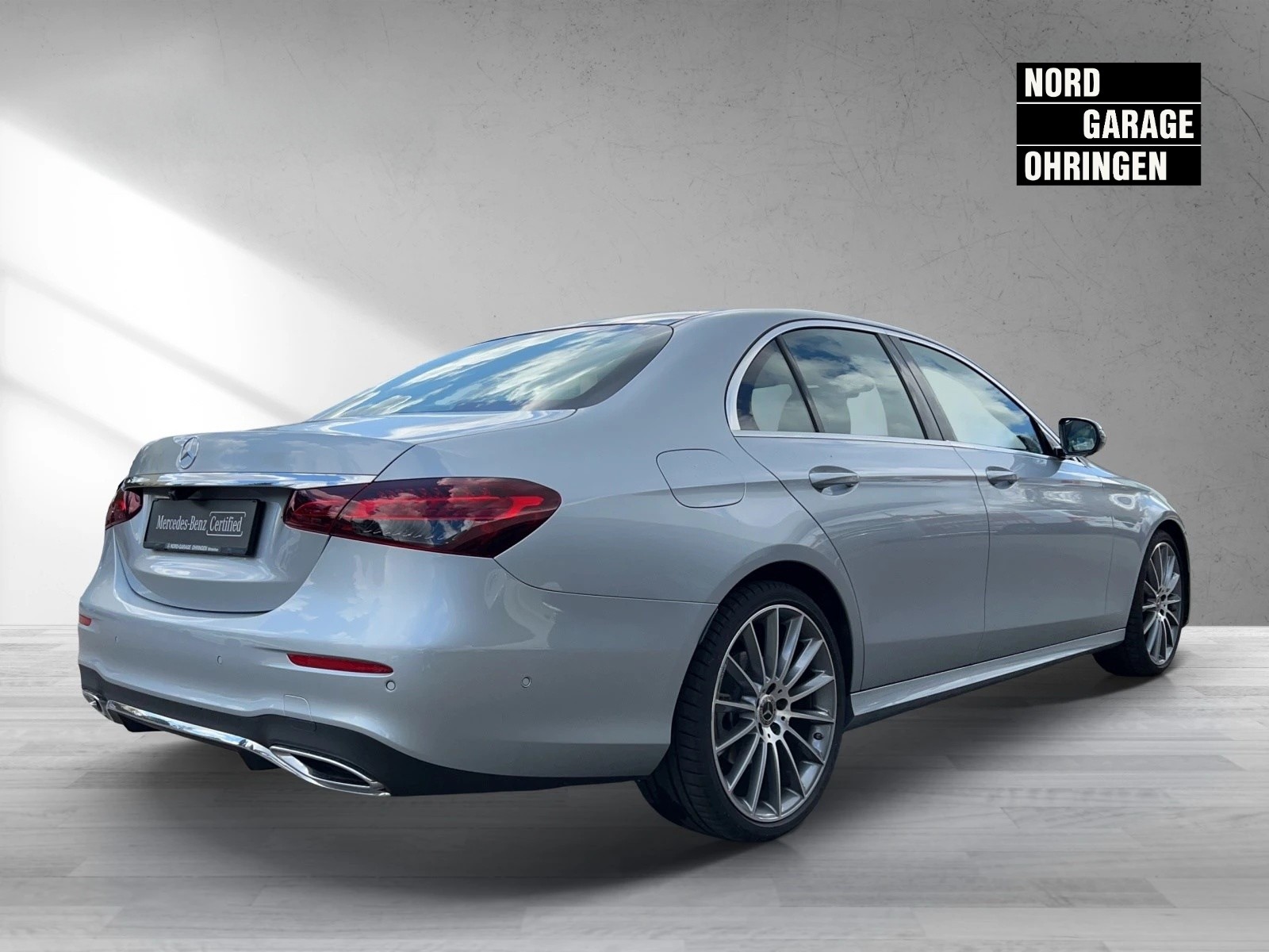 MERCEDES-BENZ E 220 d AMG Line - 5