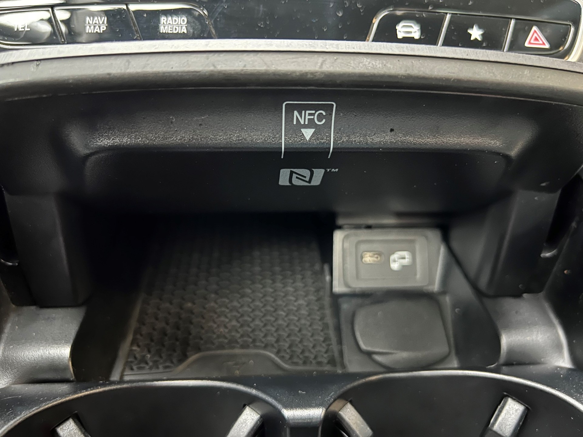 MERCEDES-BENZ E 220 d AMG Line - 15