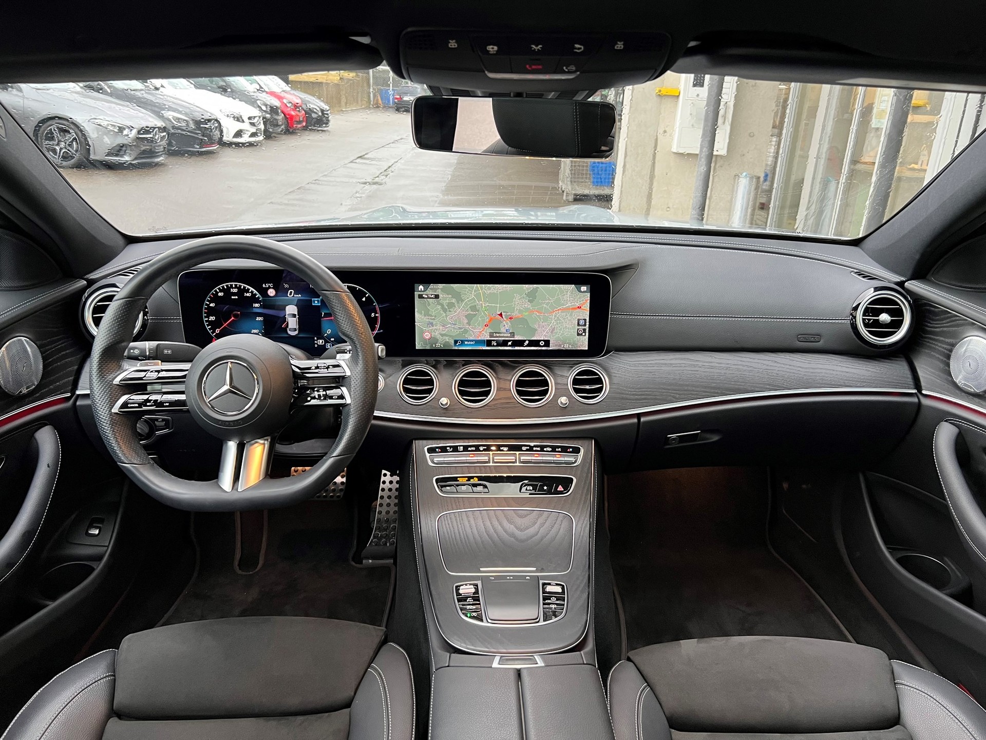 MERCEDES-BENZ E 220 d AMG Line - 10