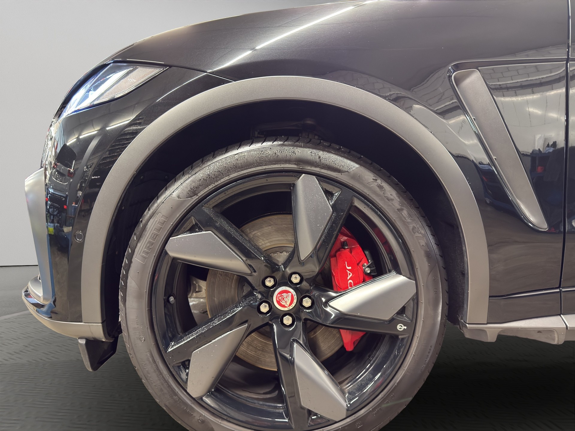 JAGUAR F-Pace 5.0 V8 SVR AWD - 13