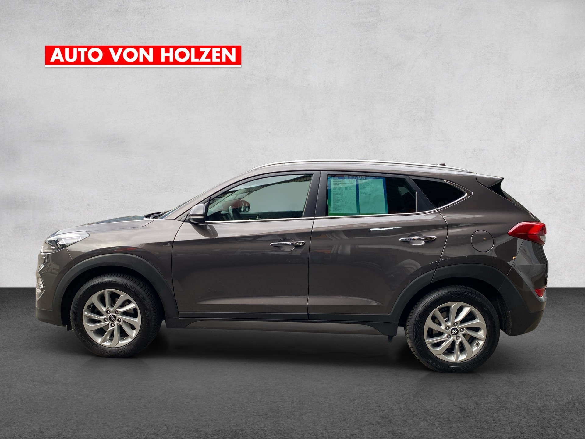 HYUNDAI Tucson 2.0 CRDI Launch Edition 4WD Automatic - 8