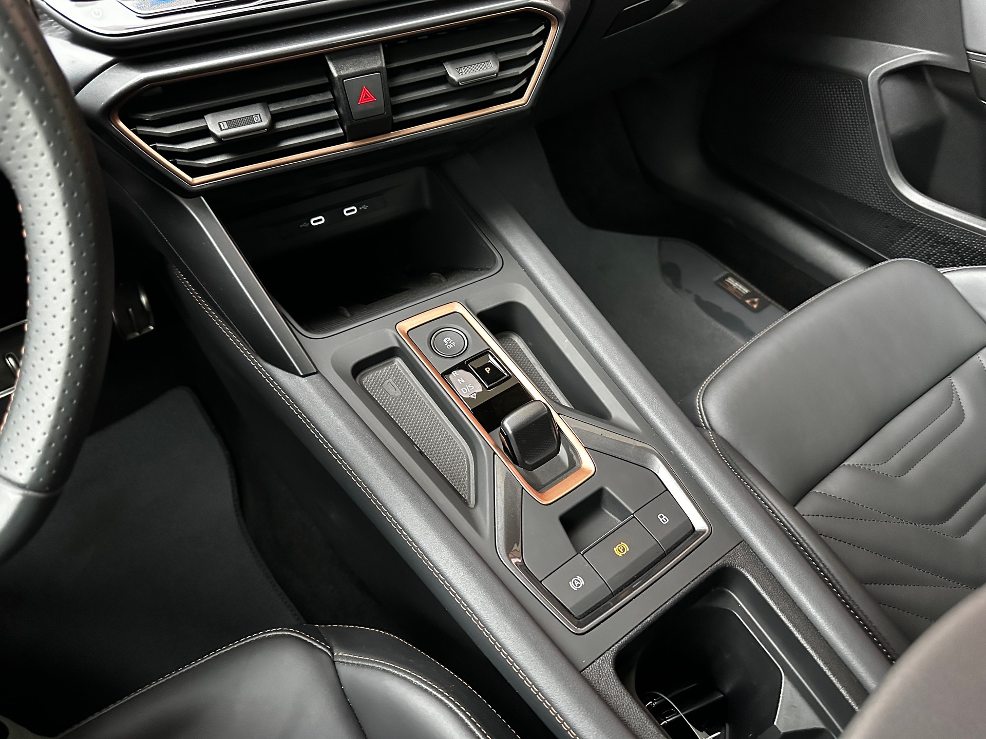 CUPRA Formentor 2.0TSI VZ 4Drive DSG - 14