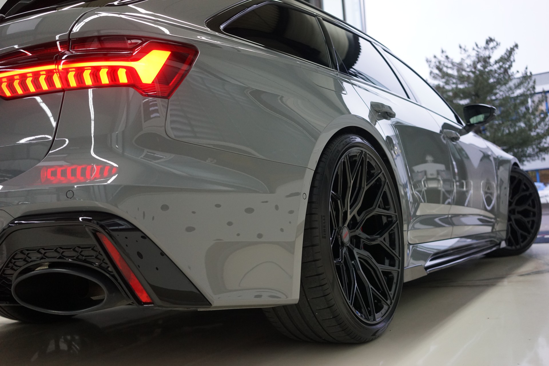 AUDI RS6 Avant 4.0 TFSI V8 quattro / Milltek Auspuff* Keramik ** - 12