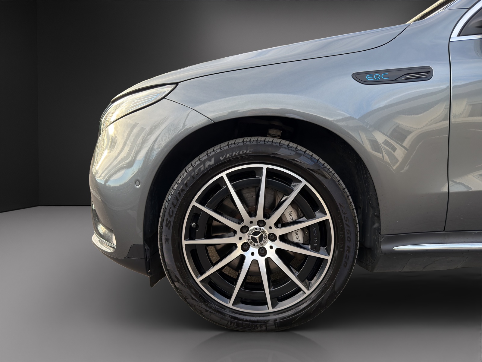 MERCEDES-BENZ EQC 400 AMG Line 4Matic - 9